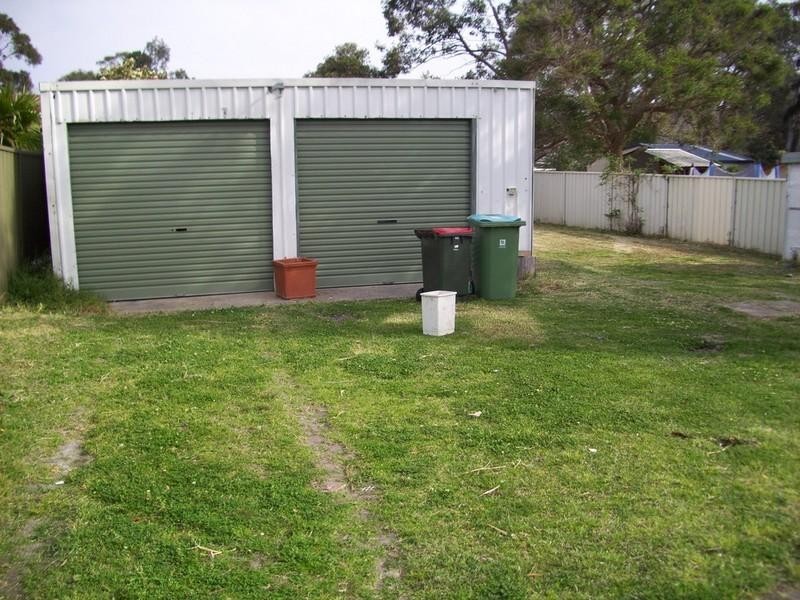 4 Moola Road, Budgewoi NSW 2262