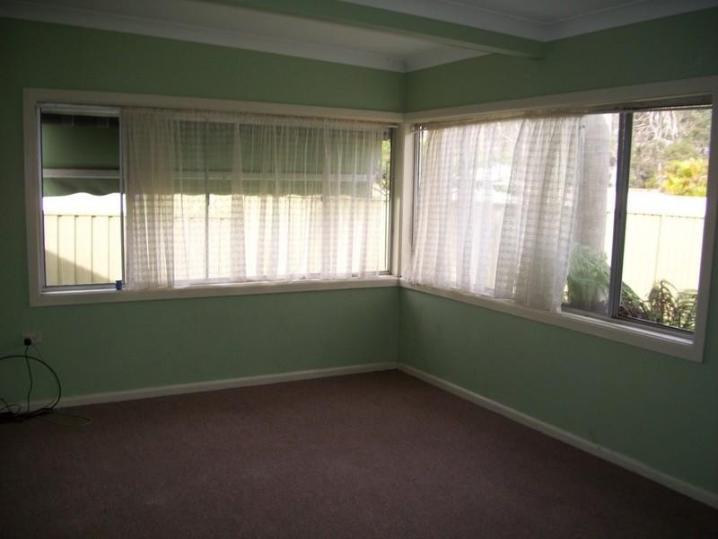 4 Moola Road, Budgewoi NSW 2262