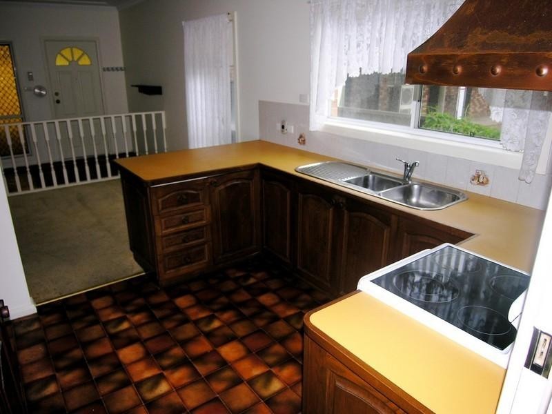 33 Sunrise Avenue, Budgewoi NSW 2262