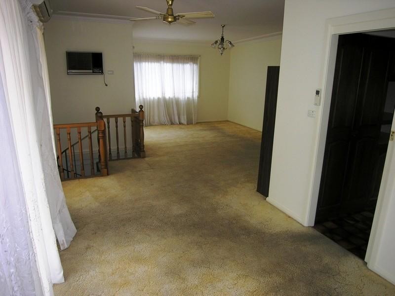 33 Sunrise Avenue, Budgewoi NSW 2262