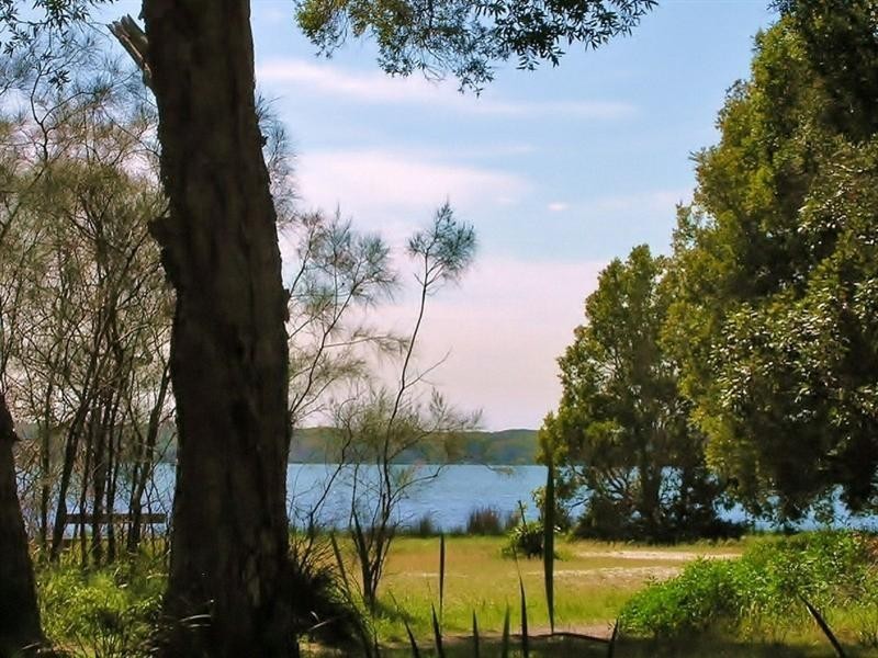 21 Sunrise Avenue, Budgewoi NSW 2262