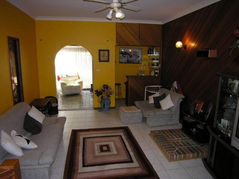 105 Woolana Avenue, Budgewoi NSW 2262