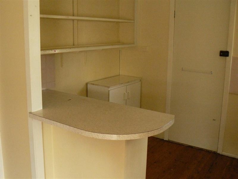 4 Laelana Avenue, Budgewoi NSW 2262