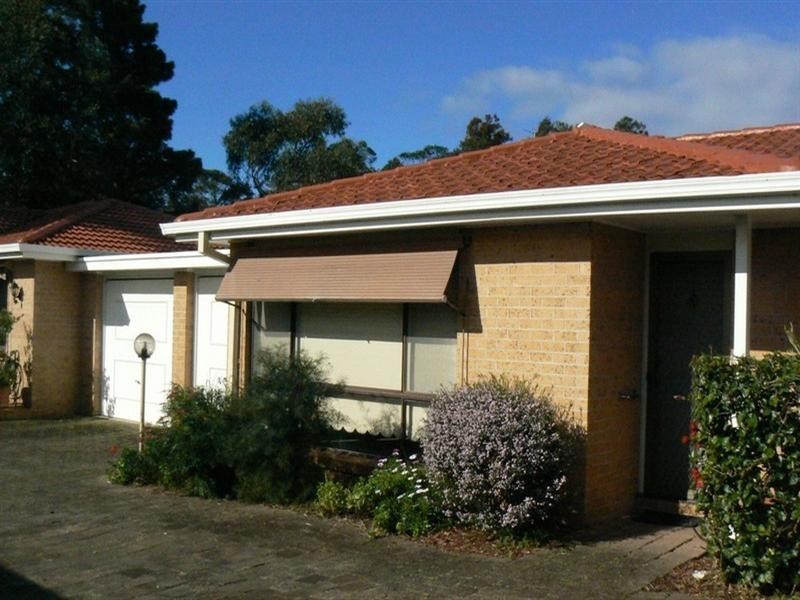 2/42 Natuna Avenue, Budgewoi NSW 2262