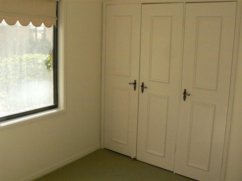 2/42 Natuna Avenue, Budgewoi NSW 2262