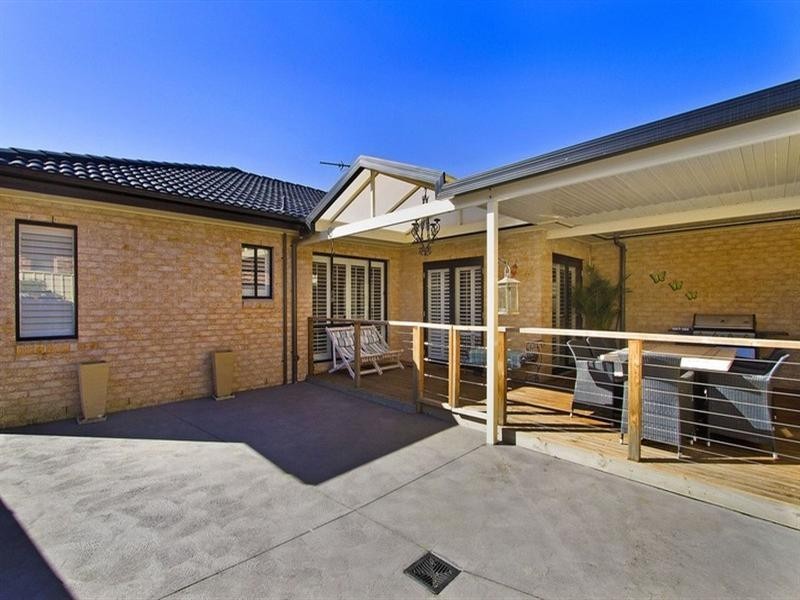 41 Barrington Drive, Woongarrah NSW 2259