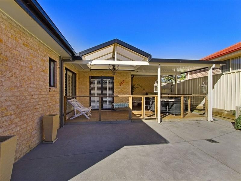 41 Barrington Drive, Woongarrah NSW 2259