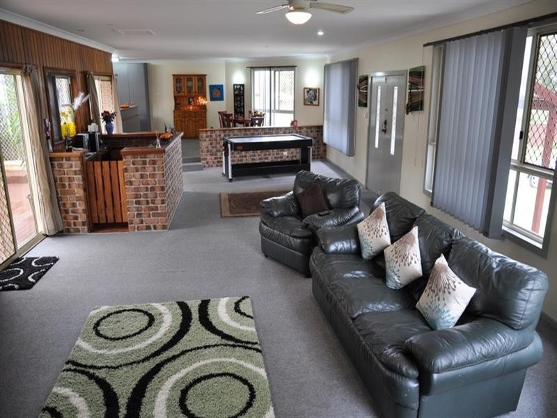 1A Lukela Avenue, Budgewoi NSW 2262