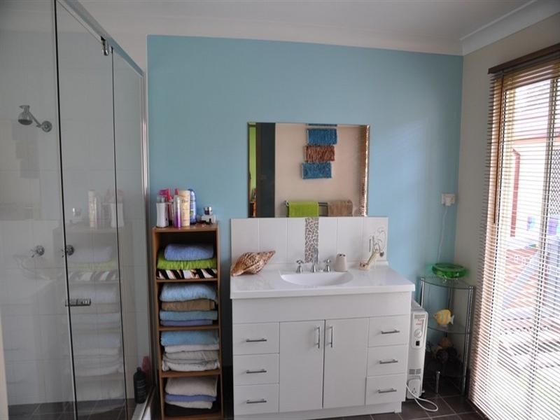 1A Lukela Avenue, Budgewoi NSW 2262