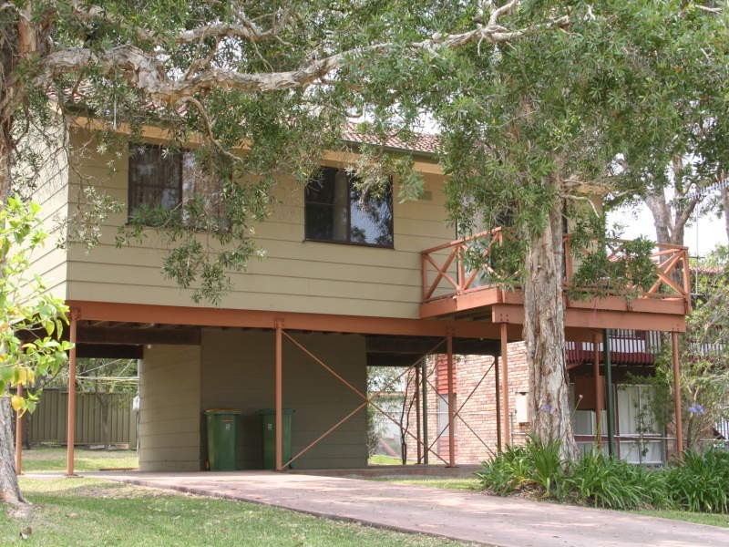 105 Anita Avenue, Lake Munmorah NSW 2259