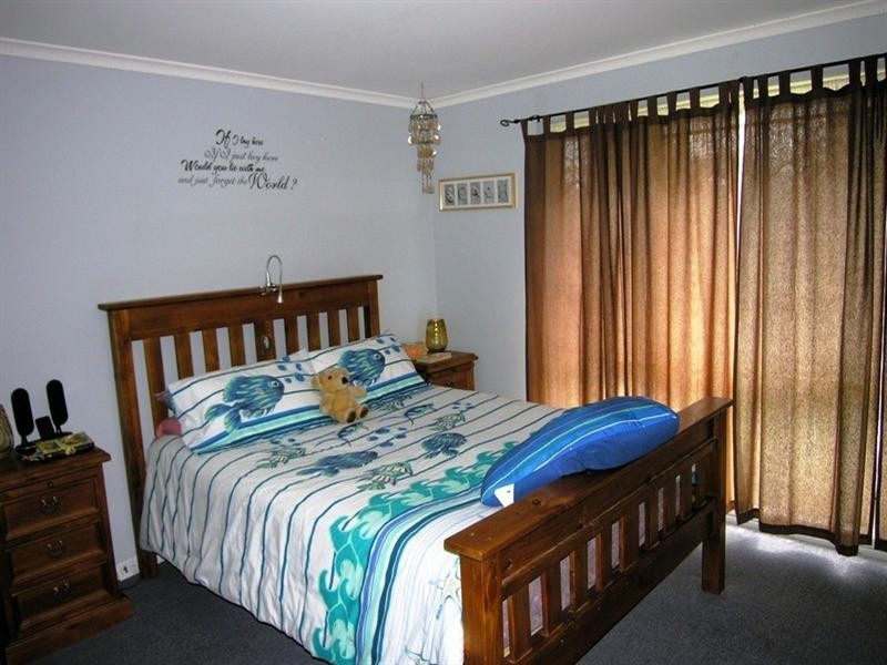 60 Woolana Avenue, Budgewoi NSW 2262