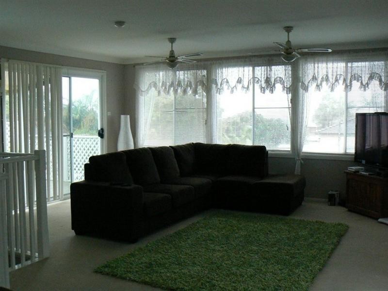 13 Boronia Road, Lake Munmorah NSW 2259