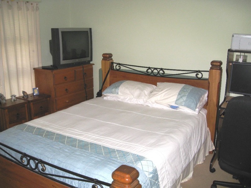 Mannering Park NSW 2259