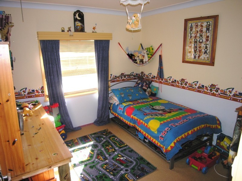 Mannering Park NSW 2259