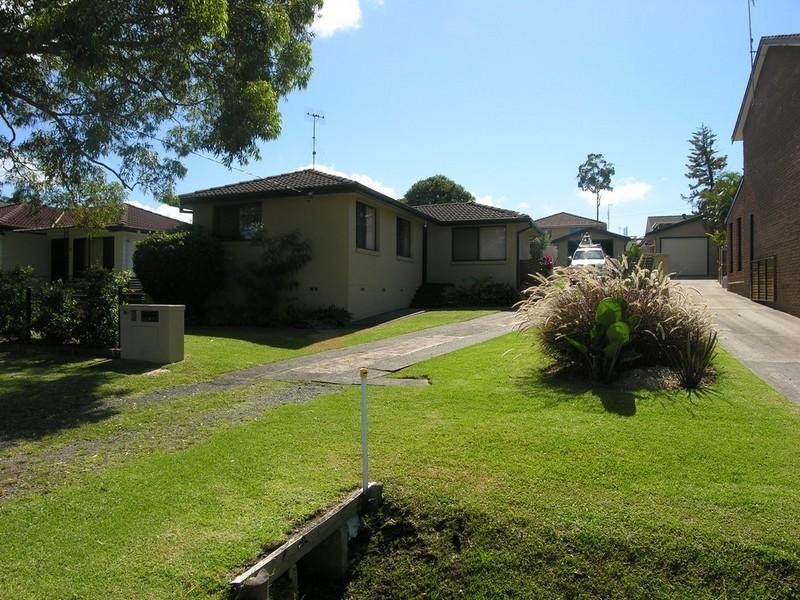 49 Laelana Avenue, Budgewoi NSW 2262