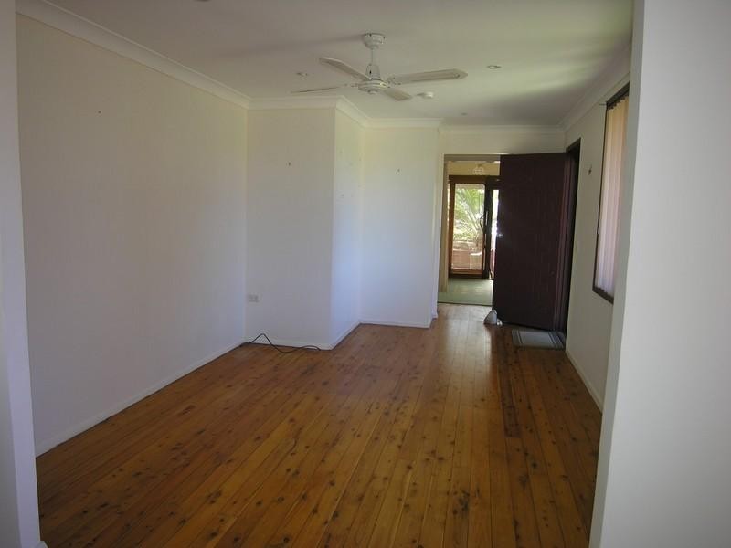 49 Laelana Avenue, Budgewoi NSW 2262