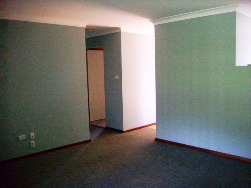 19 Elizabeth Bay Drive, Lake Munmorah NSW 2259