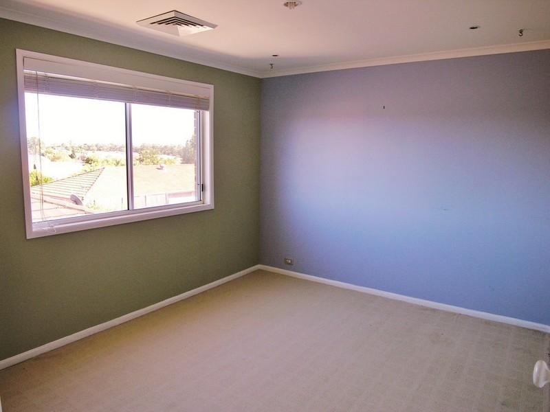 137 Roper Road, Blue Haven NSW 2262