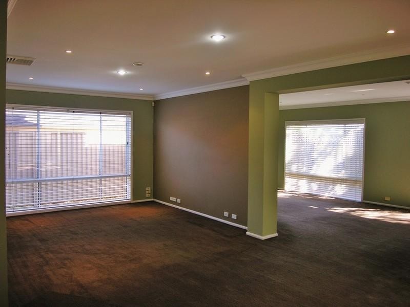 137 Roper Road, Blue Haven NSW 2262