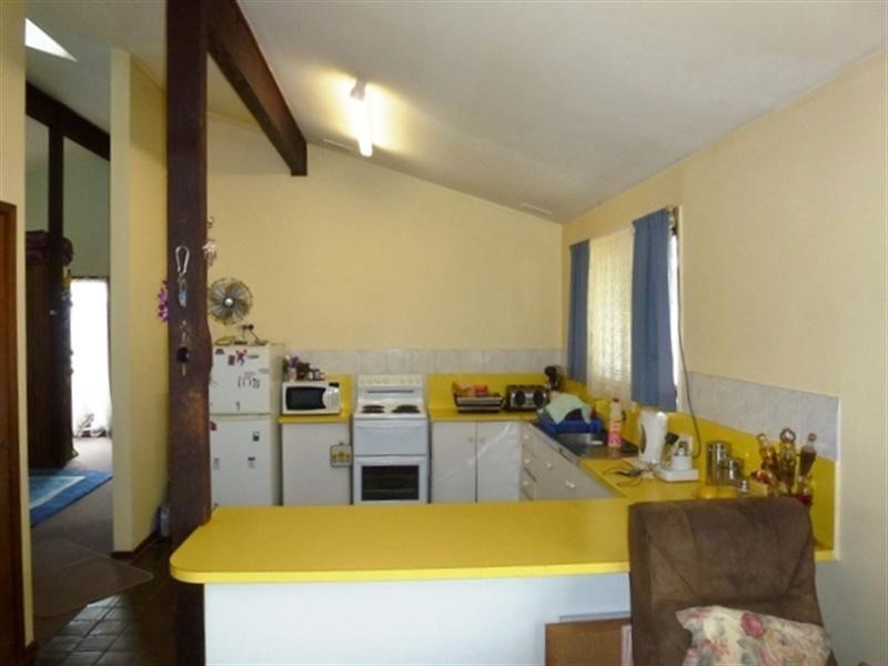 4 Narrunga Avenue, Buff Point NSW 2262