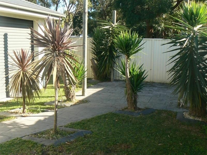 7 Canberry Close, Buff Point NSW 2262