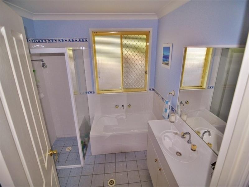 Summerland Point NSW 2259