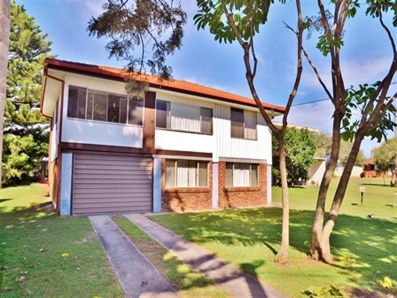2 Uwa Street, Budgewoi NSW 2262