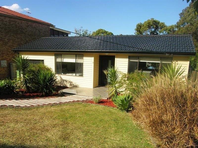 5 Woodlawn Drive, Budgewoi NSW 2262
