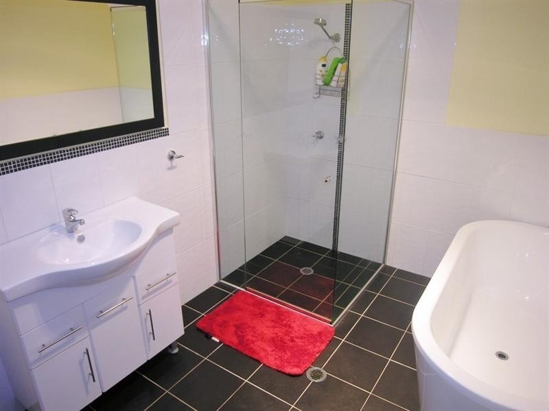 5 Woodlawn Drive, Budgewoi NSW 2262