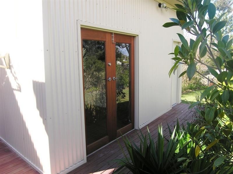 5 Woodlawn Drive, Budgewoi NSW 2262