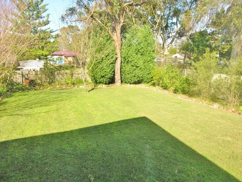 5 Woodlawn Drive, Budgewoi NSW 2262