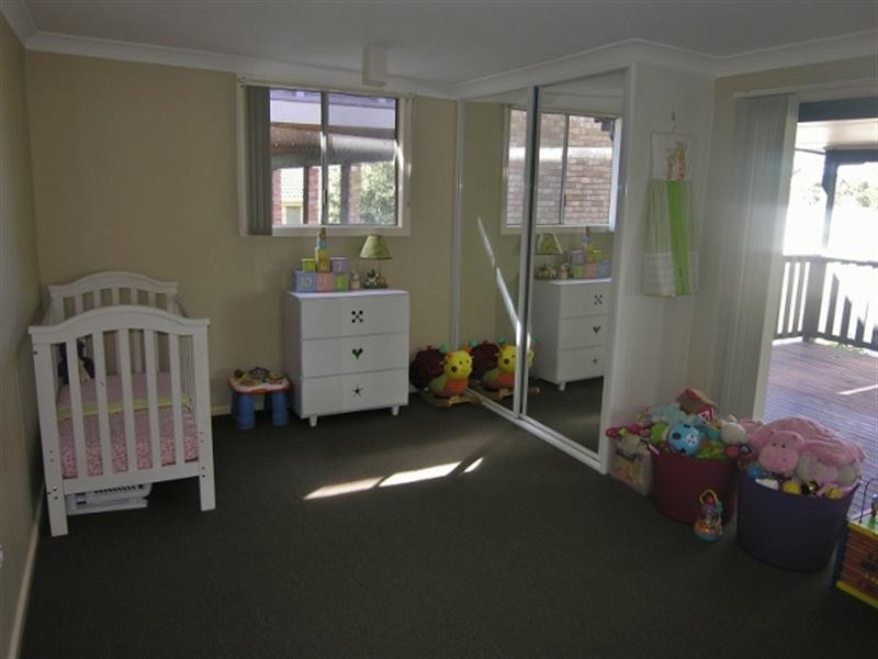 5 Woodlawn Drive, Budgewoi NSW 2262