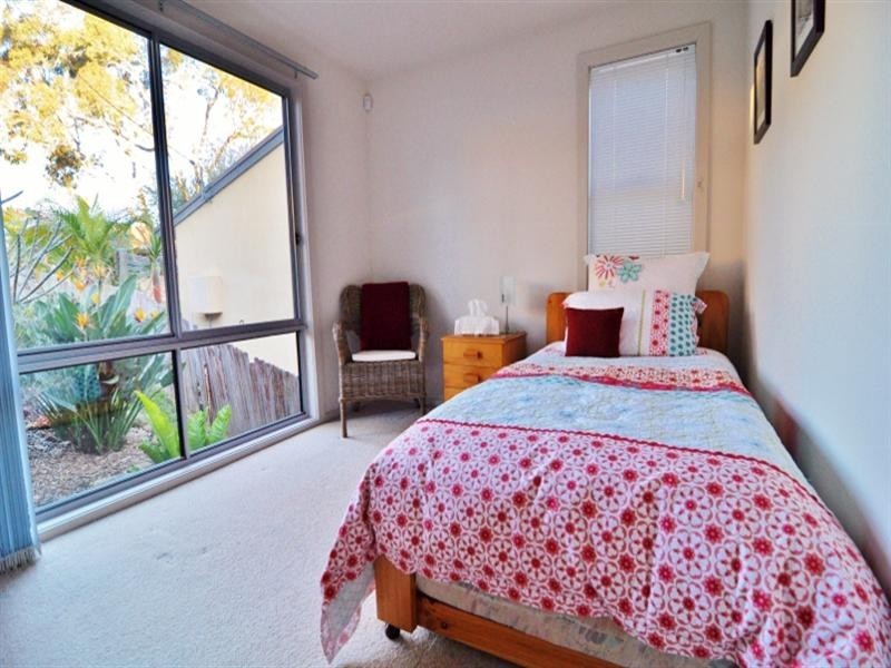 4 Kyong Avenue, Buff Point NSW 2262