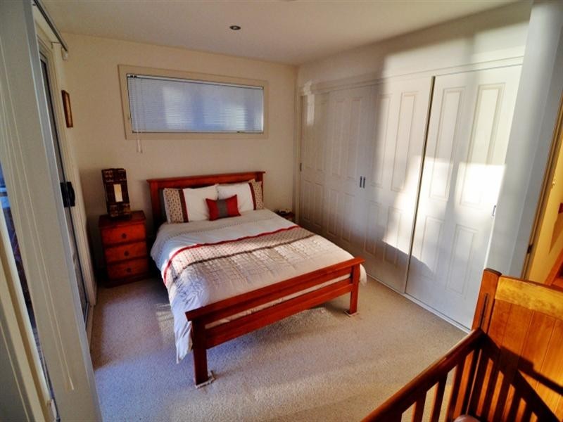 4 Kyong Avenue, Buff Point NSW 2262