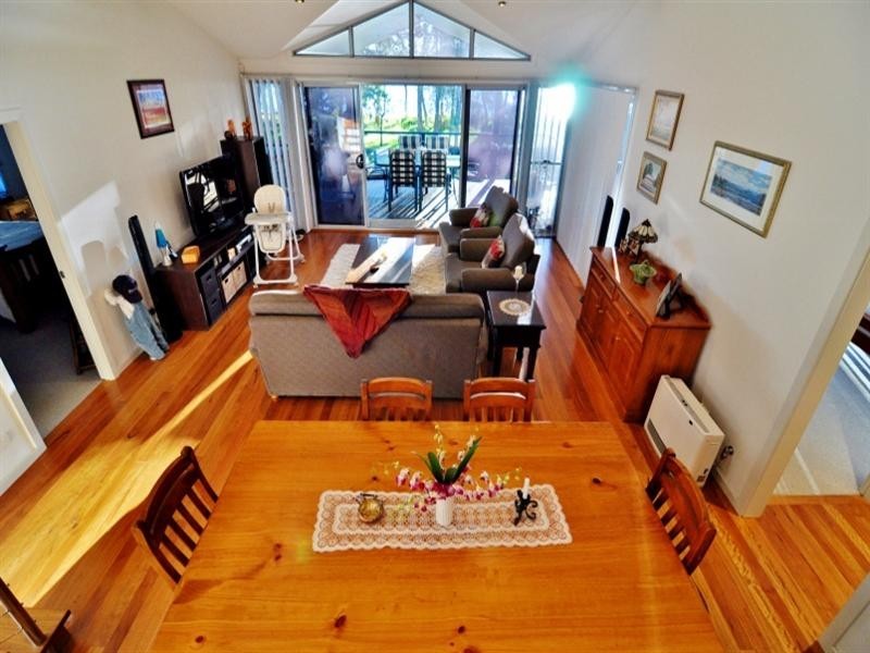 4 Kyong Avenue, Buff Point NSW 2262