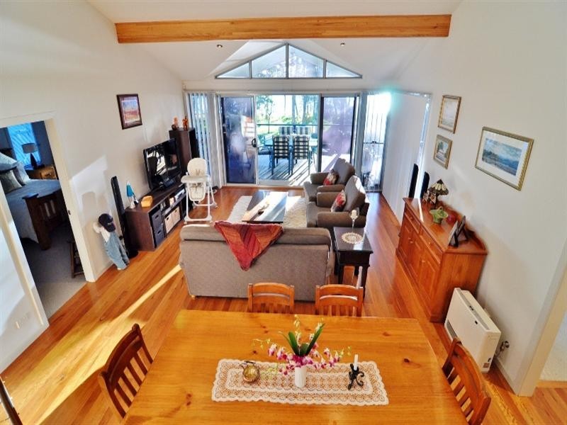 4 Kyong Avenue, Buff Point NSW 2262