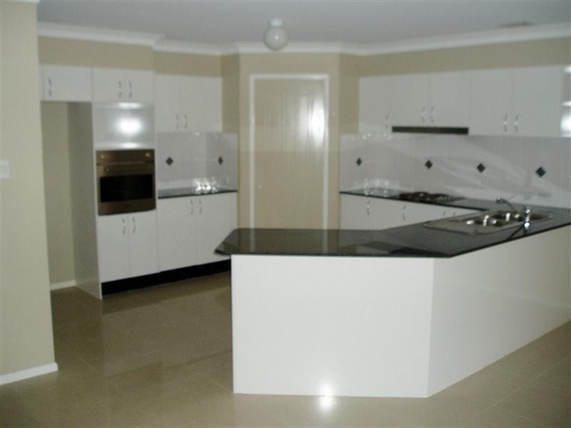 10 Mulwala Drive, Wyee Point NSW 2259