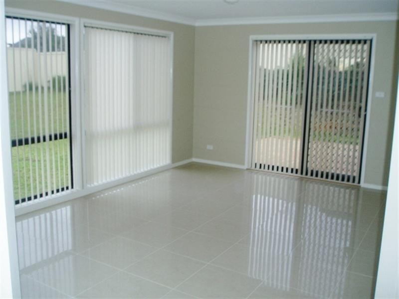 10 Mulwala Drive, Wyee Point NSW 2259