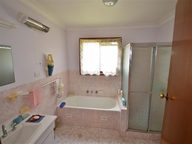 Summerland Point NSW 2259