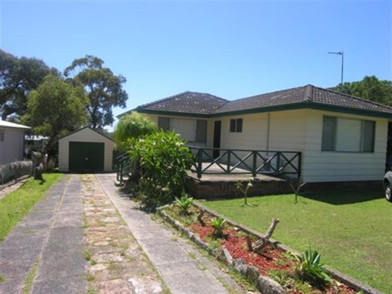 45 Woolana Avenue, Budgewoi NSW 2262