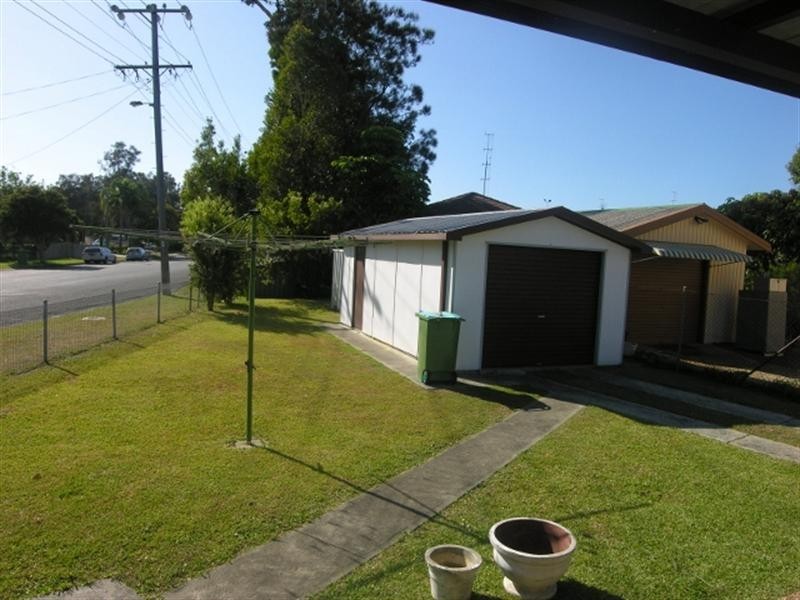 2 Kewalo Avenue, Budgewoi NSW 2262