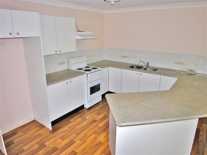 4/1-3 Ourringo Street, Budgewoi NSW 2262