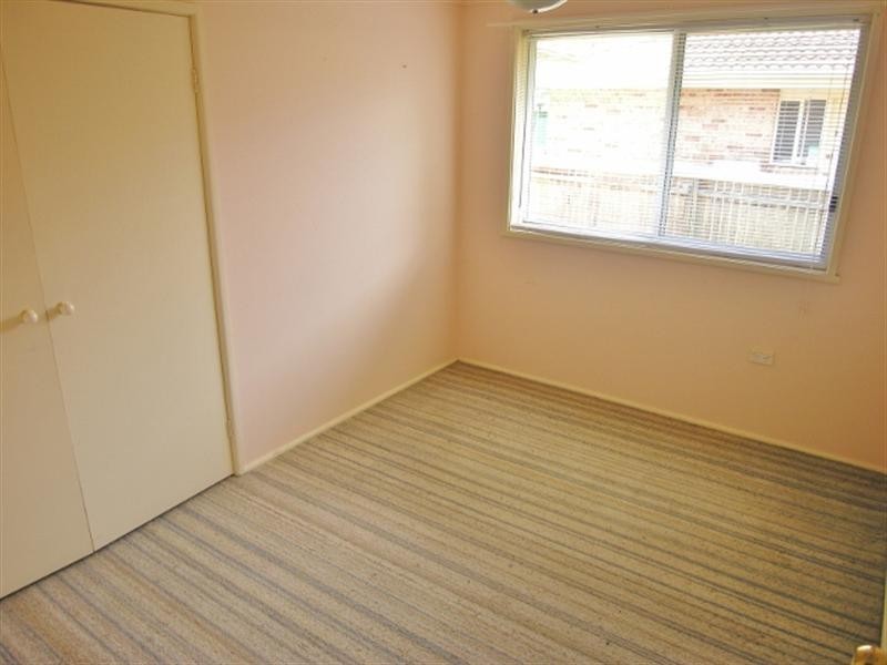 4/1-3 Ourringo Street, Budgewoi NSW 2262