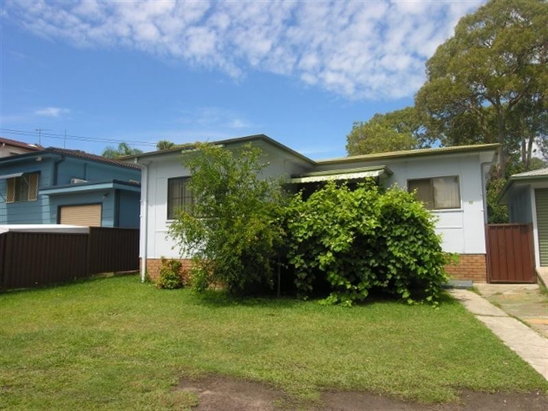 70 Scenic Drive, Budgewoi NSW 2262