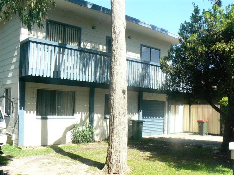 32 Elizabeth Bay Drive, Lake Munmorah NSW 2259