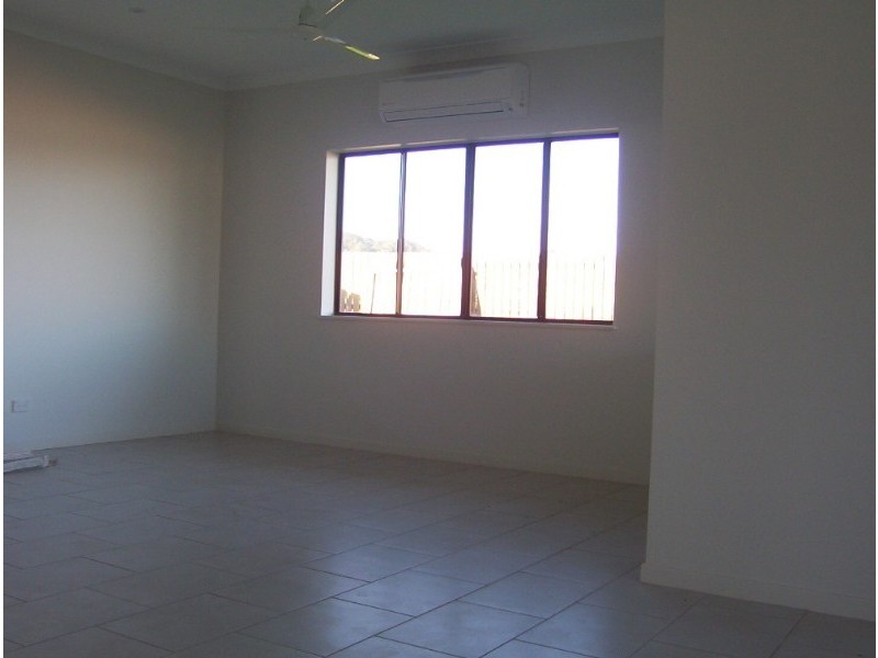 Bentley Park QLD 4869