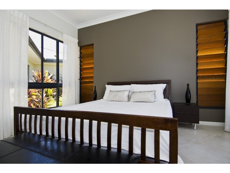 Bentley Park QLD 4869