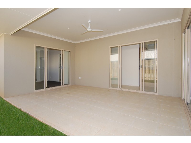 Bentley Park QLD 4869