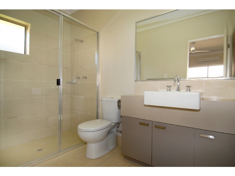 Bentley Park QLD 4869