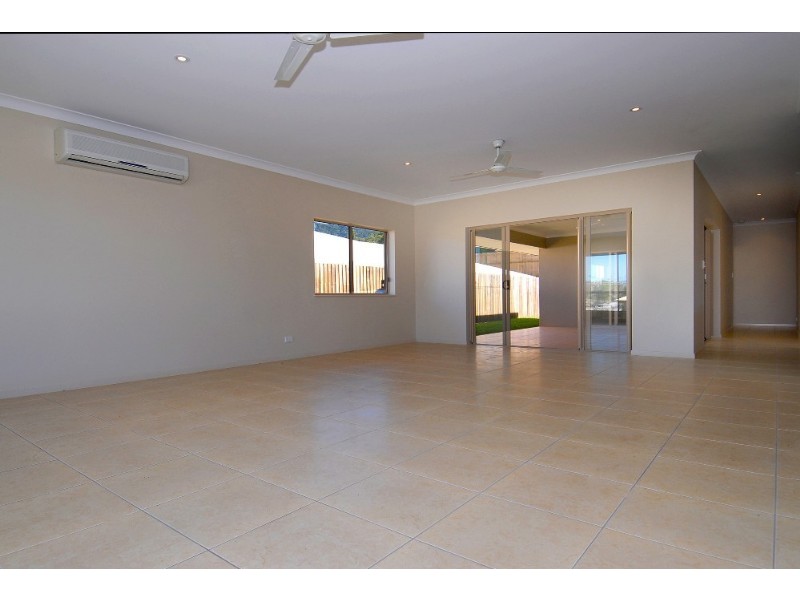 Bentley Park QLD 4869